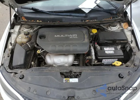 2015 Chrysler 200 Limited z USA, uszkodzony, nr VIN 1C3CCCAB5FN659746